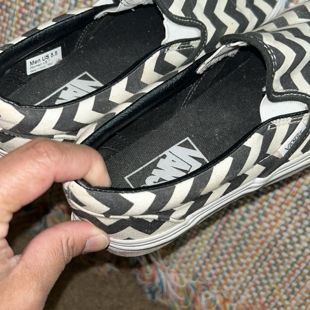 Vans Sneakers - Picture 6 of 9